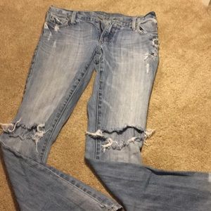 Low Waisted Blue Jeans